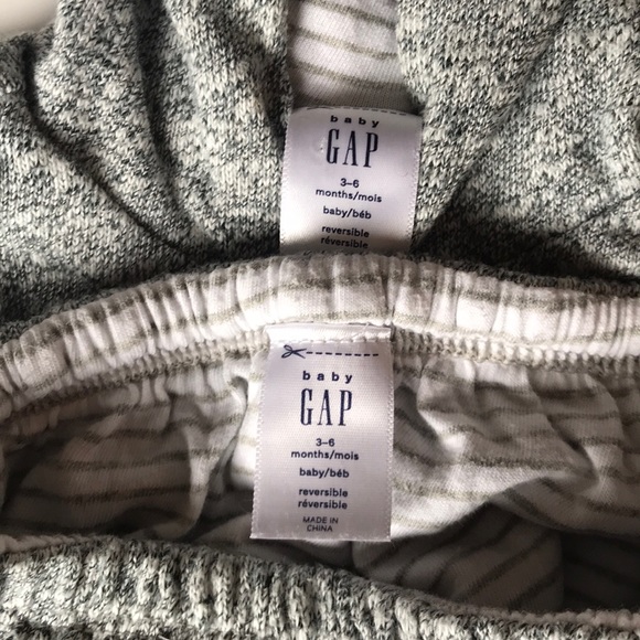 Baby Gap reversible outfit - Picture 4 of 5